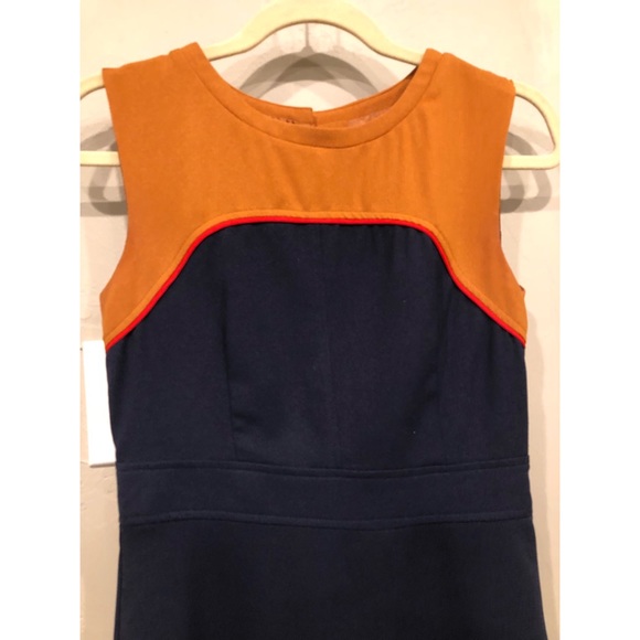 Gorgeous Business Professional Work Dress - Picture 3 of 7